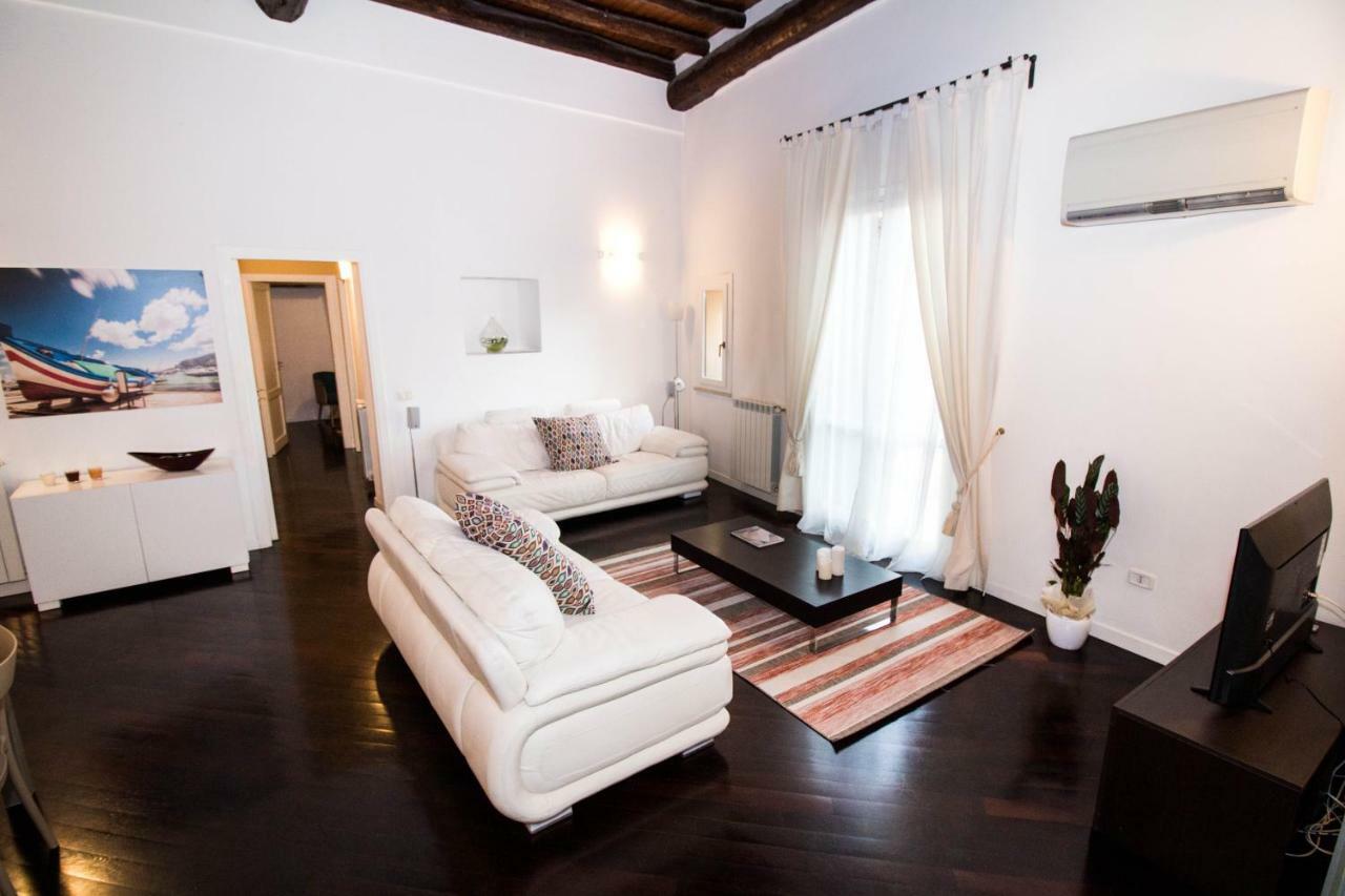 Lo Spasimo Dentro Casa ปาแลร์โม ภายนอก รูปภาพ